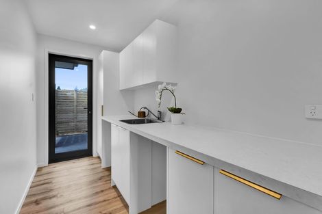 Photo of property in 8 Ponga Place, Highlands Park, New Plymouth, 4312