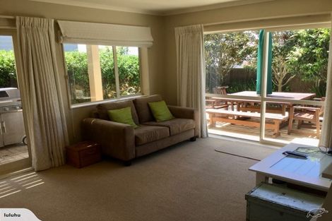 Photo of property in 2/35 Kowhai Road, Mairangi Bay, Auckland, 0630