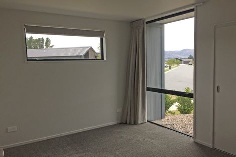 Photo of property in 9 Merivale Avenue, Wanaka, 9305