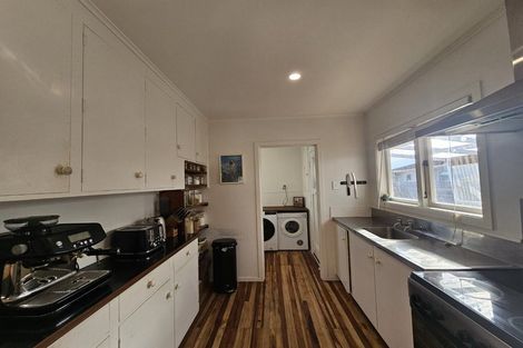 Photo of property in 51a Vodanovich Road, Te Atatu South, Auckland, 0610