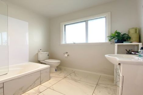 Photo of property in 121 Pages Road, Wainoni, Christchurch, 8061