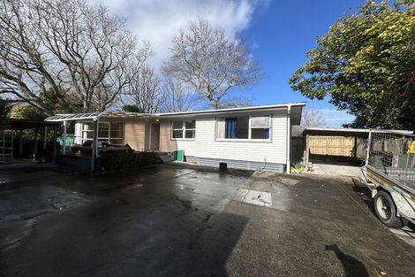 Photo of property in 30c Pinedale Place, Henderson, Auckland, 0610