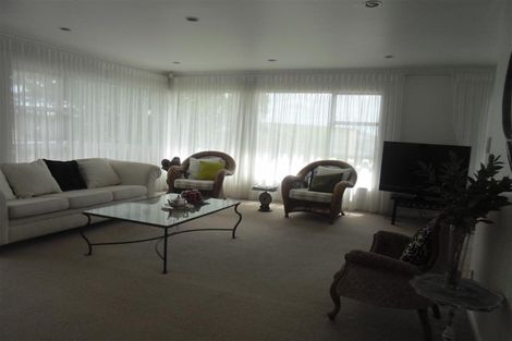 Photo of property in 5 Kilduff Place, Mairangi Bay, Auckland, 0630