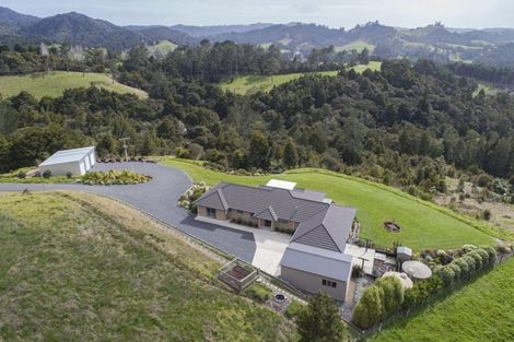 Photo of property in 340 Pigs Head Road, Opuawhanga, Hikurangi, 0184