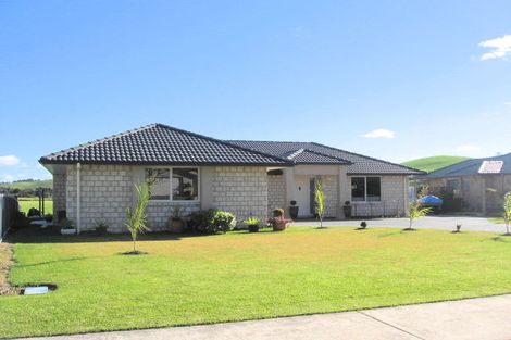 Photo of property in 4 Nautical Drive, Haruru, 0204