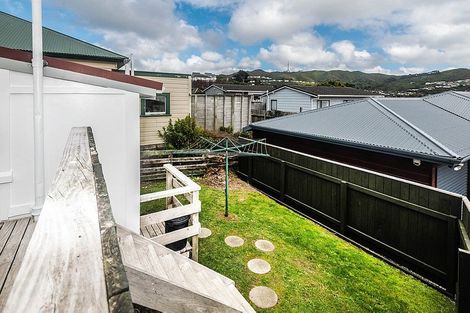 Photo of property in 4a Tarawera Road, Johnsonville, Wellington, 6037