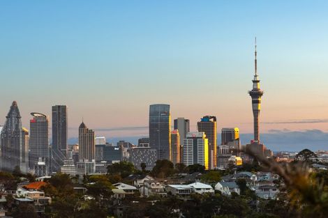 Photo of property in 17a Waitemata Road, Hauraki, Auckland, 0622