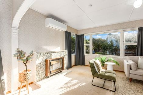 Photo of property in 30 Karamu Crescent, Wainuiomata, Lower Hutt, 5014