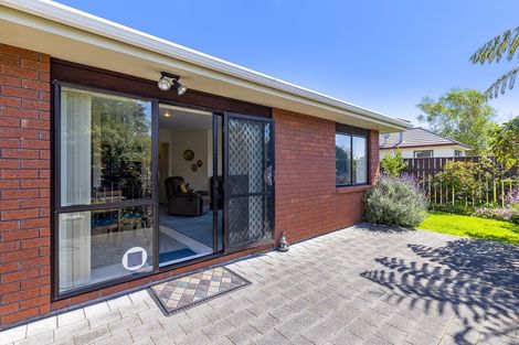 Photo of property in 2 Heihei Place, Paraparaumu, 5032