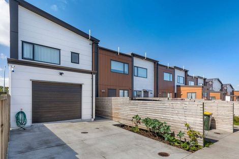 Photo of property in 27 Sun Orchid Avenue, Wiri, Auckland, 2104