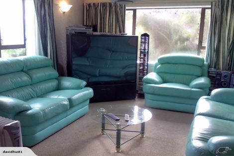 Photo of property in 42 Kamahi Street, Stokes Valley, Lower Hutt, 5019