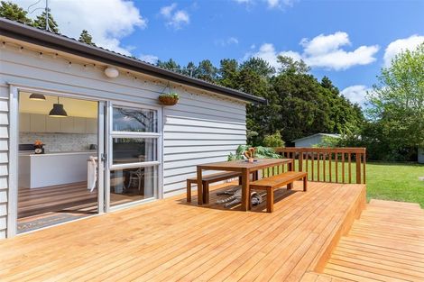 Photo of property in 151 Mangawhai Road, Wellsford, 0975