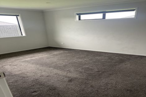 Photo of property in 22 Walter Lawry Road, Paerata, Pukekohe, 2124