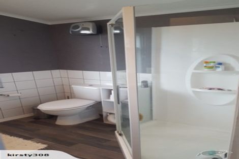 Photo of property in 19 Fraser Street, Waikiwi, Invercargill, 9810