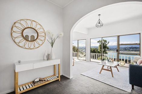 Photo of property in 7 View Road, Houghton Bay, Wellington, 6023