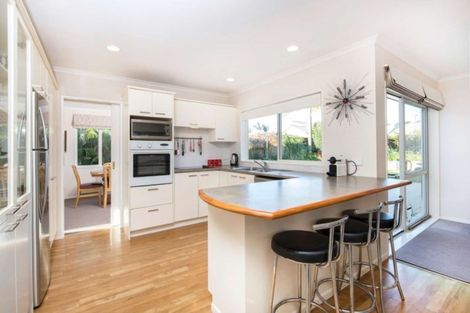 Photo of property in 4 Glanworth Place, Dannemora, Auckland, 2016