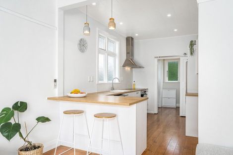 Photo of property in 15 Helston Road, Johnsonville, Wellington, 6037