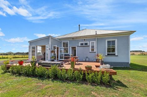 Photo of property in 557 Waiuku Road, Mauku, Pukekohe, 2678