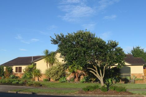 Photo of property in 41 Dannemora Drive, Dannemora, Auckland, 2016