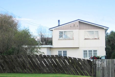 Photo of property in 4 Eatwell Avenue, Paraparaumu Beach, Paraparaumu, 5032