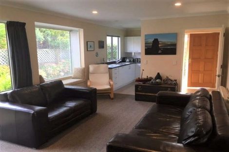 Photo of property in 6 Augusta Street, Redcliffs, Christchurch, 8081