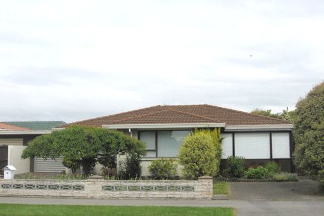Photo of property in 2/1 Isleworth Road, Bishopdale, Christchurch, 8053
