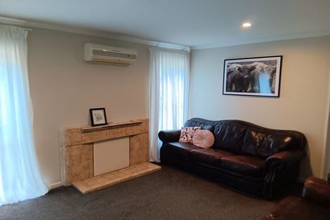 Photo of property in 16 Craven Street, Sockburn, Christchurch, 8042