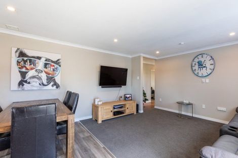 Photo of property in 33 Burgoyne Street, Woodville, 4920