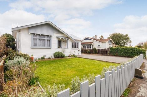 Photo of property in 25 Argyle Avenue, Takaro, Palmerston North, 4410