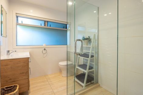 Photo of property in 25 Miro Road, Palm Beach, Waiheke Island, 1081