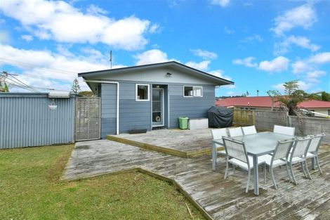 Photo of property in 111 Stanmore Bay Road, Stanmore Bay, Whangaparaoa, 0932