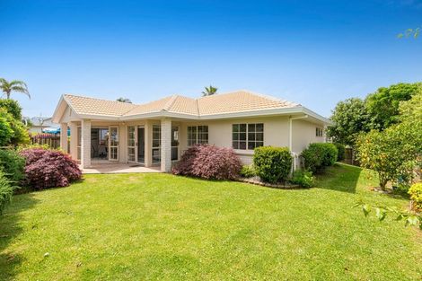 Photo of property in 8 Godwin Court, Unsworth Heights, Auckland, 0632