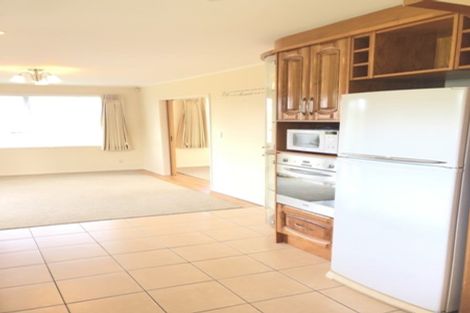 Photo of property in 2/3 Howe Street, Howick, Auckland, 2014