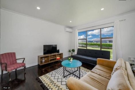 Photo of property in 46 Bleakhouse Road, Howick, Auckland, 2014