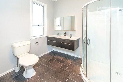 Photo of property in 72 Great North Road, Saint Johns Hill, Whanganui, 4500