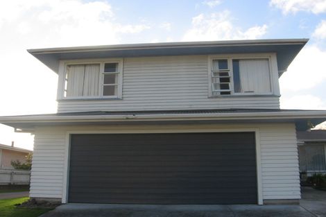 Photo of property in 7 Woburn Place, Takaro, Palmerston North, 4412