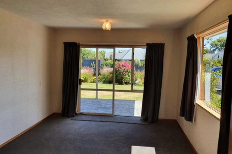 Photo of property in 2 Roblyn Place, Lincoln, 7608