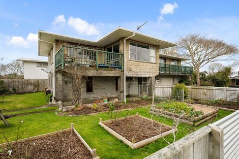 Photo of property in 15 Oberon Street, Stratford, 4332