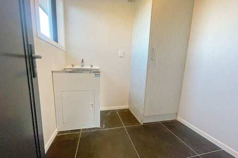 Photo of property in 9 Staverton Crescent, Mangere, Auckland, 2022