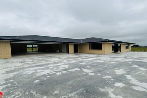 Photo of property in 909 State Highway 2, Opaki, Masterton, 5881