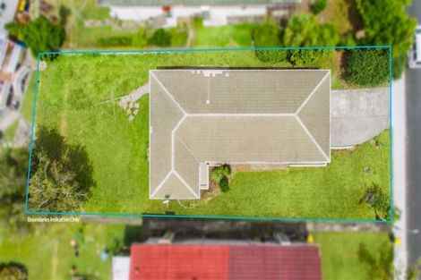 Photo of property in 53 Manhattan Heights, Glendene, Auckland, 0602