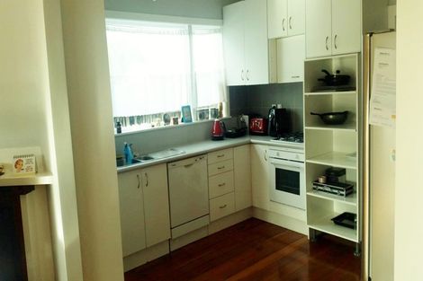 Photo of property in 4050 Great North Road, Glen Eden, Auckland, 0602