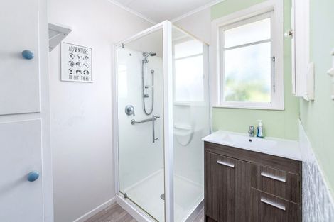 Photo of property in 27 Wavell Crescent, Lansdowne, Masterton, 5810