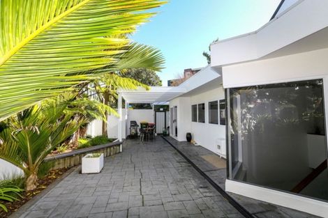 Photo of property in 55 Calvert Road, Lynmouth, New Plymouth, 4310