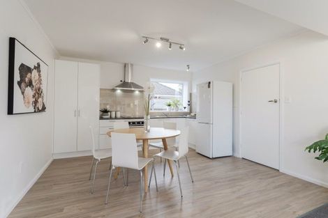 Photo of property in 64 Farrington Avenue, Bishopdale, Christchurch, 8053