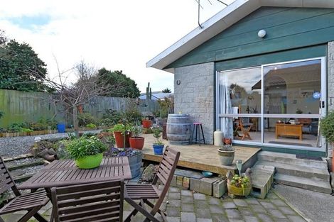 Photo of property in 2/53 Kuaka Crescent, Bromley, Christchurch, 8062