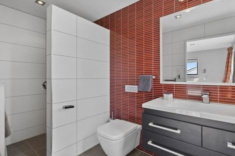 Photo of property in 272 Highgate, Roslyn, Dunedin, 9010