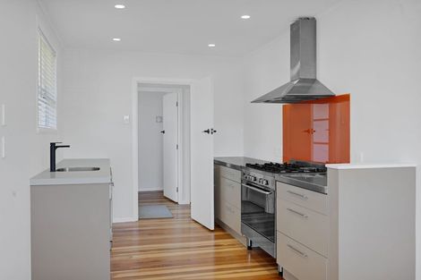 Photo of property in 7 Rosendale Avenue, Spotswood, New Plymouth, 4310