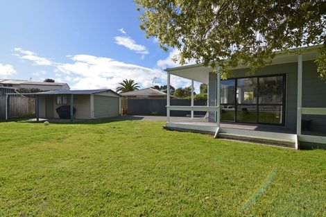Photo of property in 10 Ross Grove, Paraparaumu, 5032
