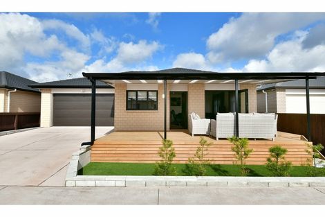 Photo of property in 3 Waitaha Close, Orewa, 0931